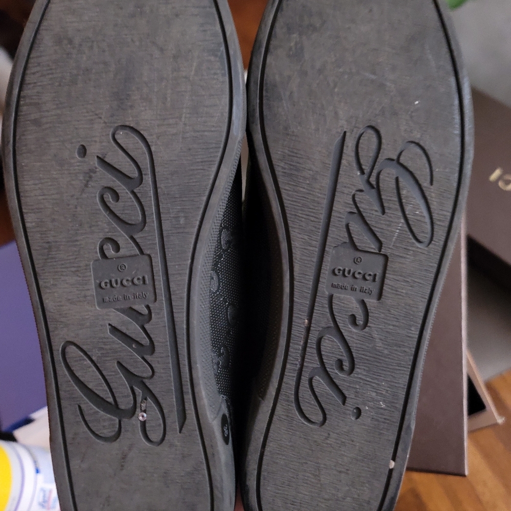 100% Authenic Gucci Black Women's Casual Lace-Up Sneakers - Picture 6 of 11